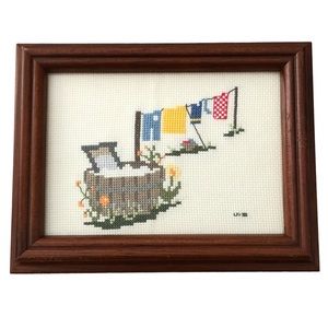 Vintage Cross-Stitch Old Fashioned WashTub & Clothesline Wall Home Decor